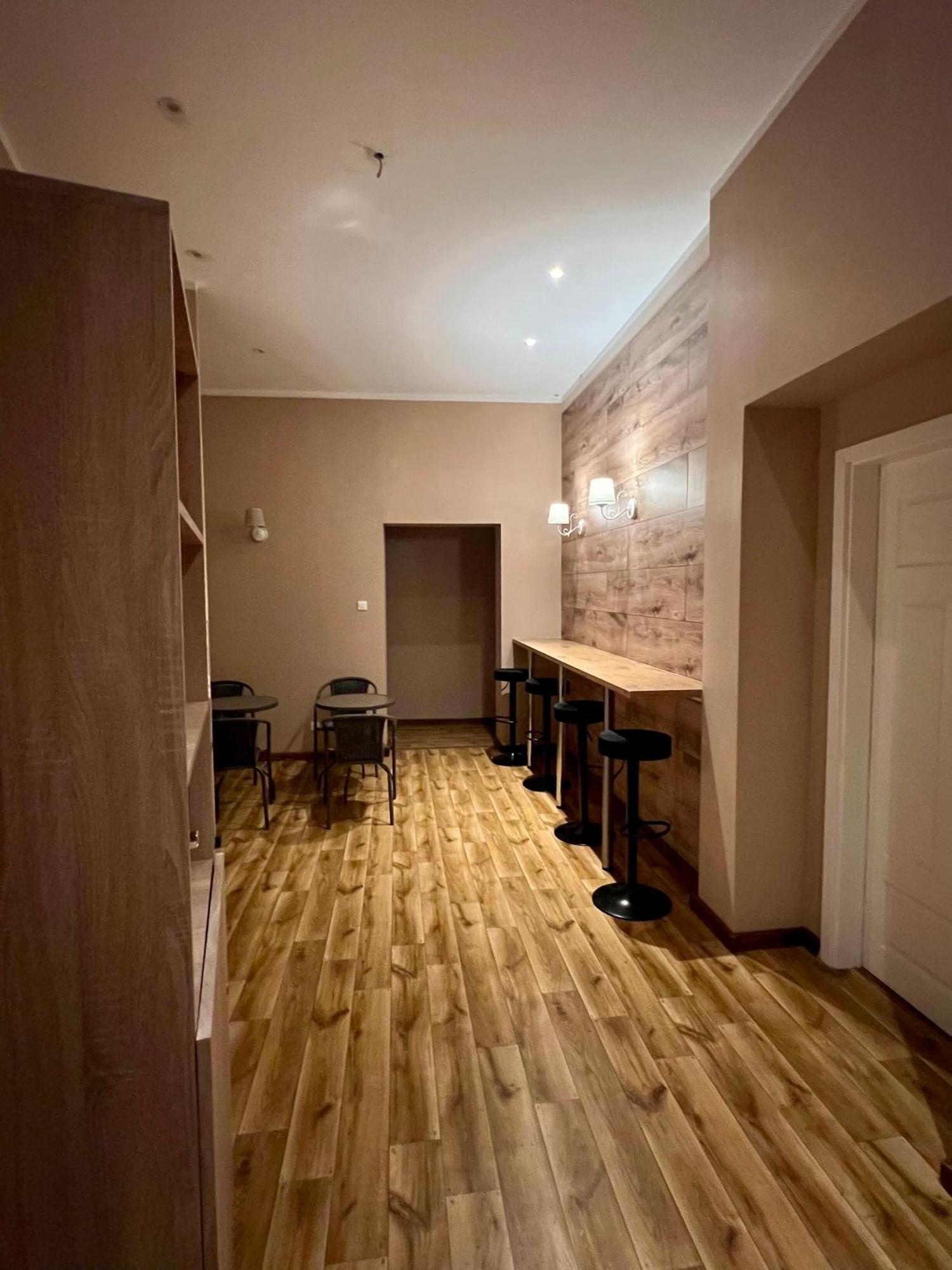 Fox Hostel Krakow Luaran gambar